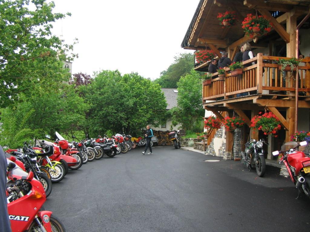 Chalet La Source Hotel Saint-Nicolas-la-Chapelle  Bagian luar foto